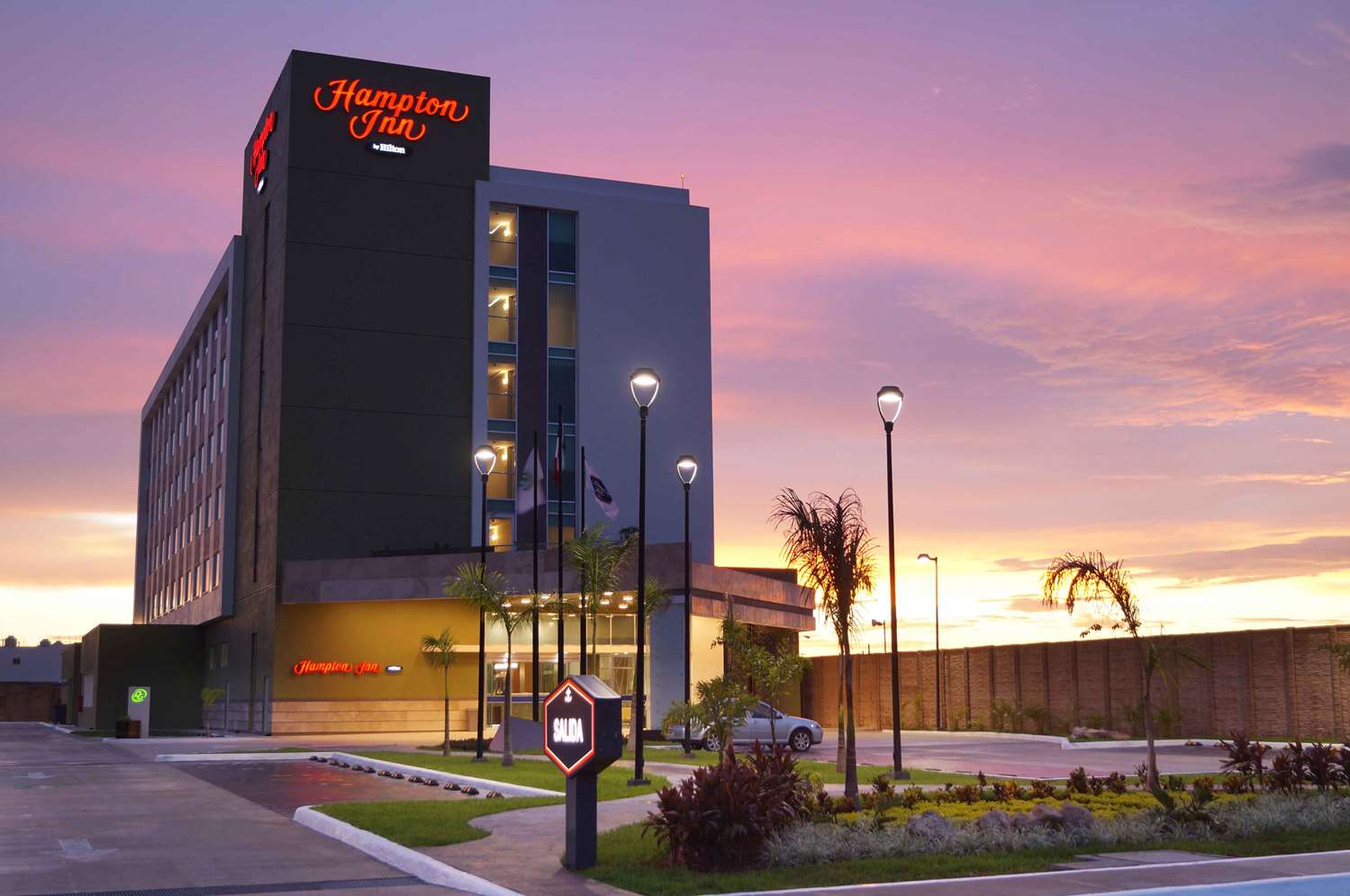 Hampton Inn by Hilton Merida 2