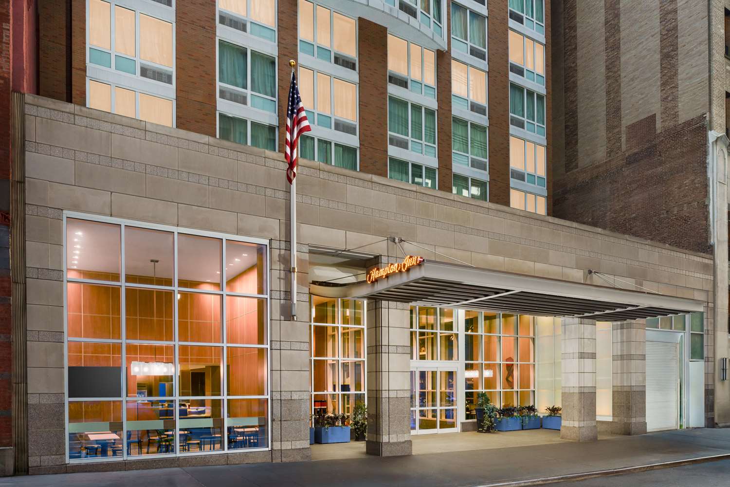 Hampton Inn Times Square Central 2