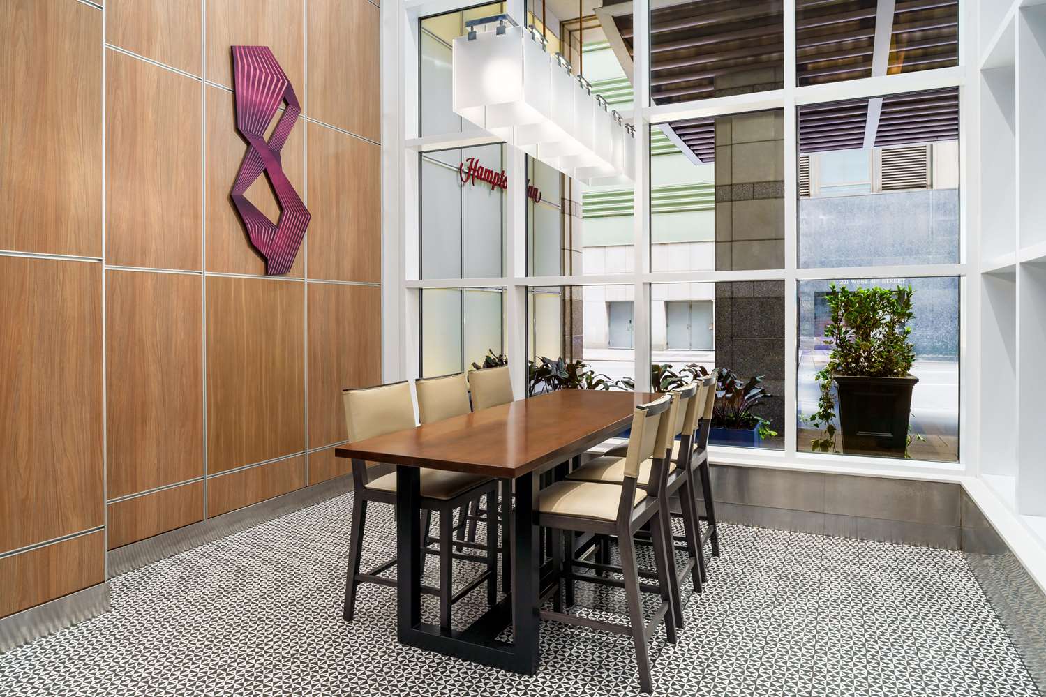 Hampton Inn Times Square Central 4