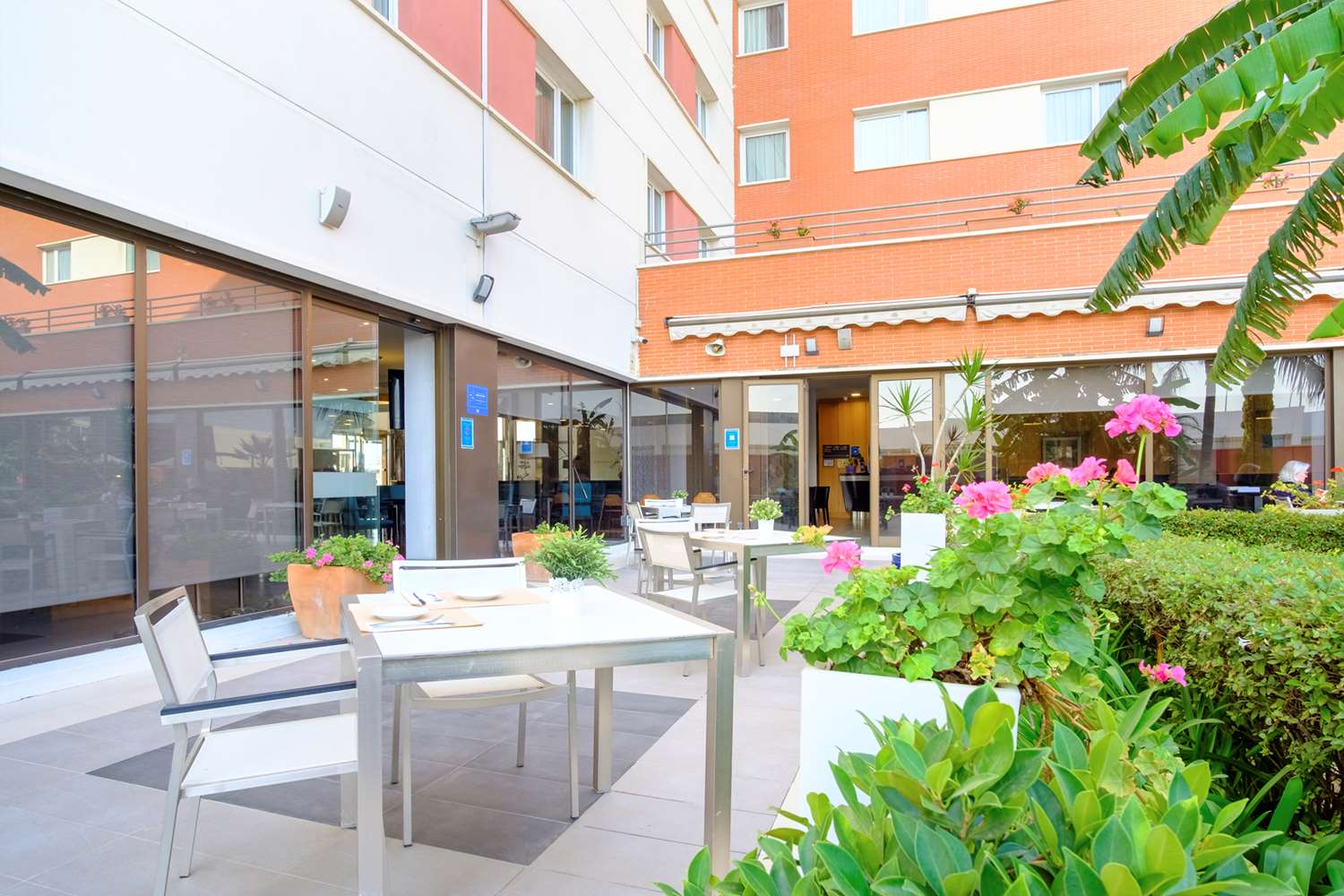 Hilton Garden Inn Malaga 2