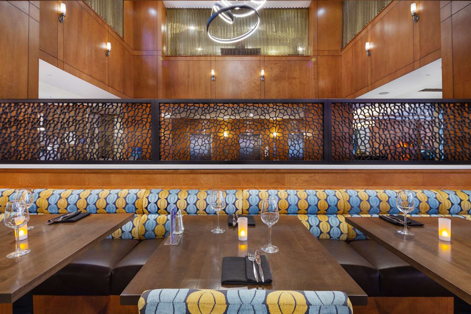 Hilton Garden Inn Montreal Centre-Ville 3