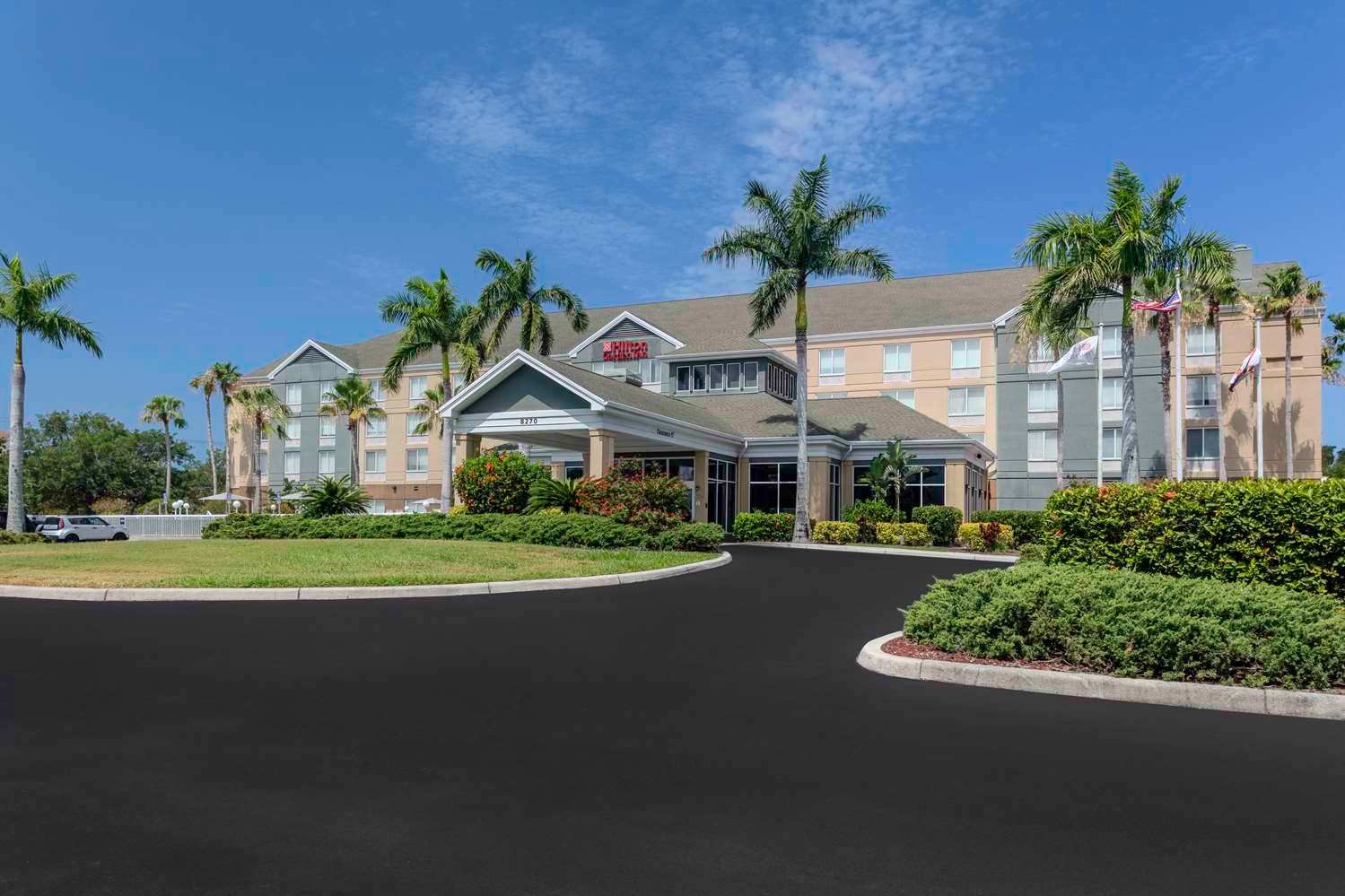Hilton Garden Inn Sarasota - Bradenton Airport 2