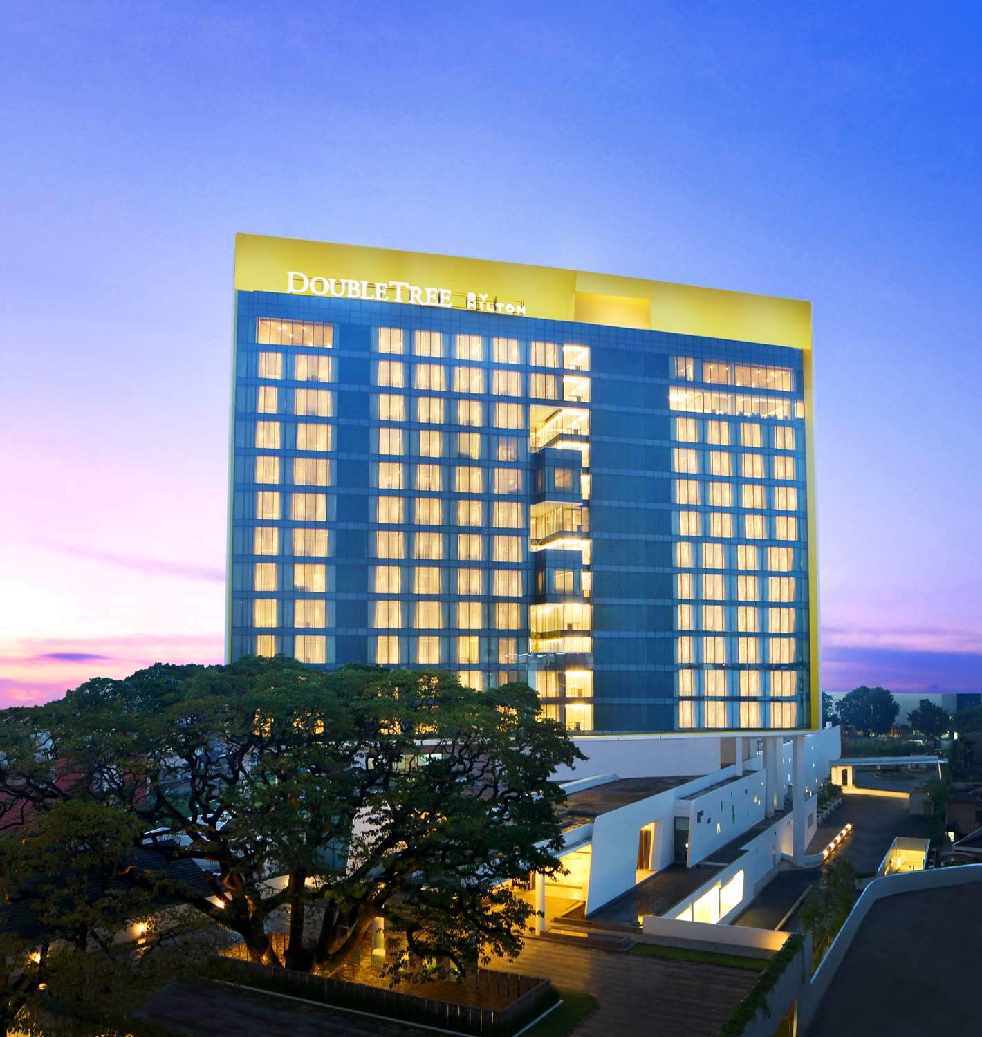 DoubleTree by Hilton Jakarta - Diponegoro 5