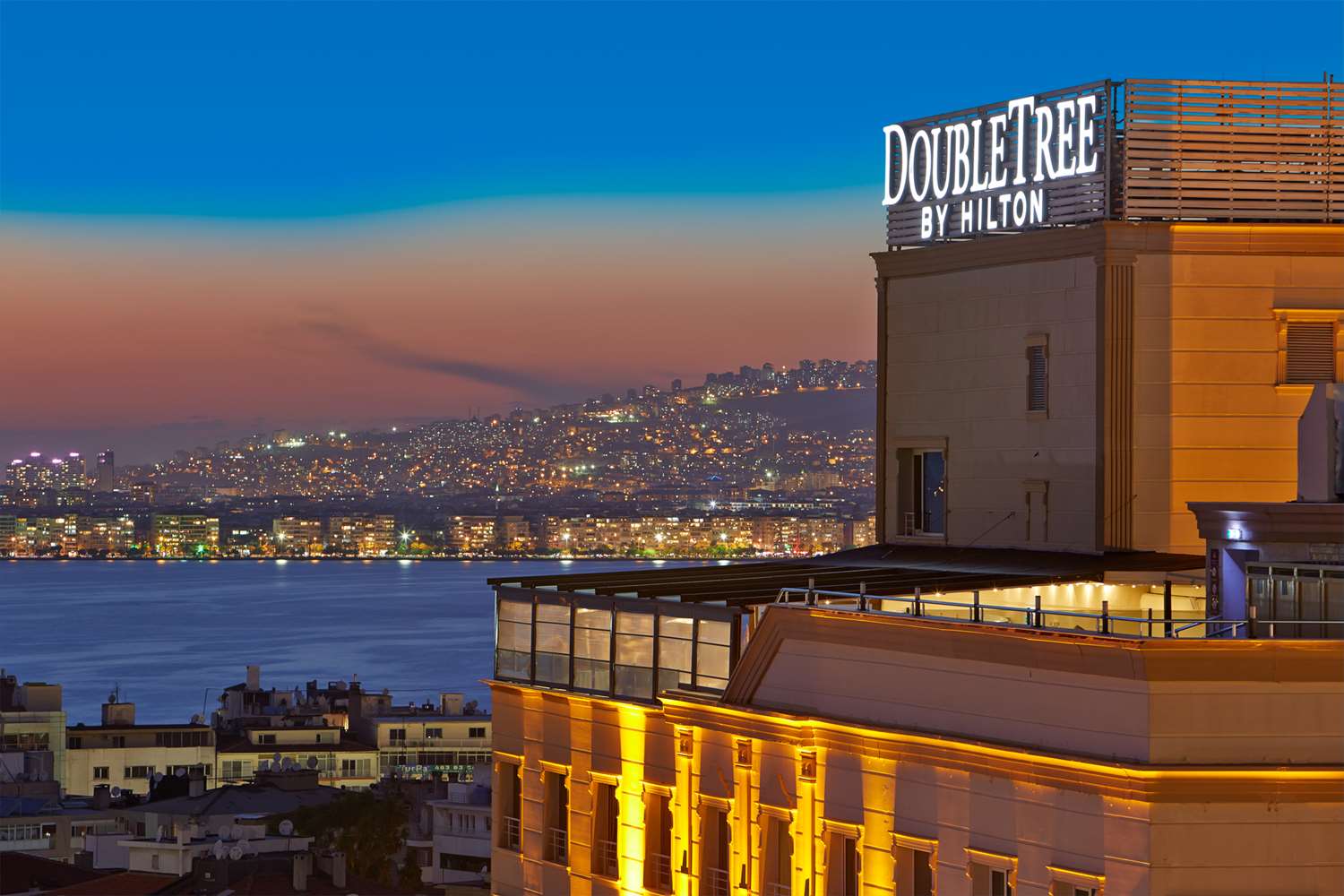 DoubleTree by Hilton Izmir - Alsancak 5