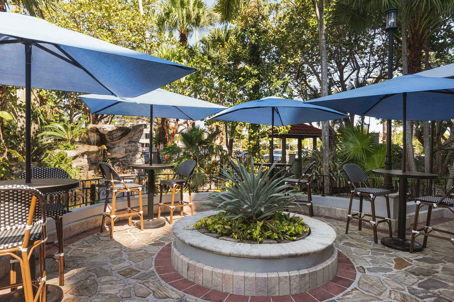 Embassy Suites by Hilton Fort Lauderdale 17th Street 2