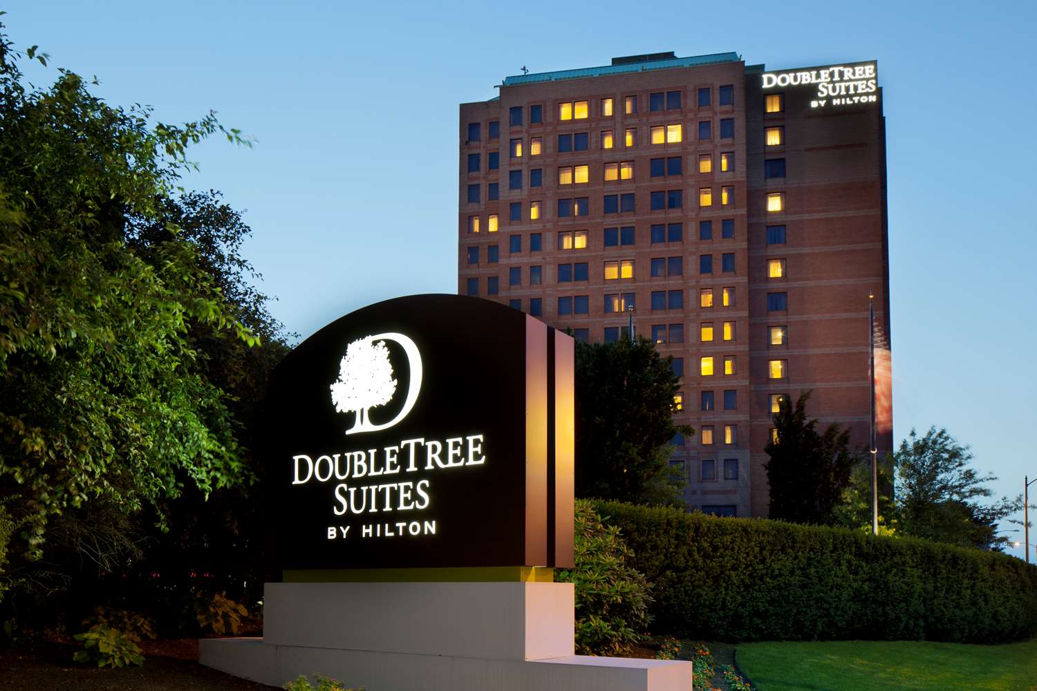 DoubleTree Suites by Hilton Hotel Boston - Cambridge 2
