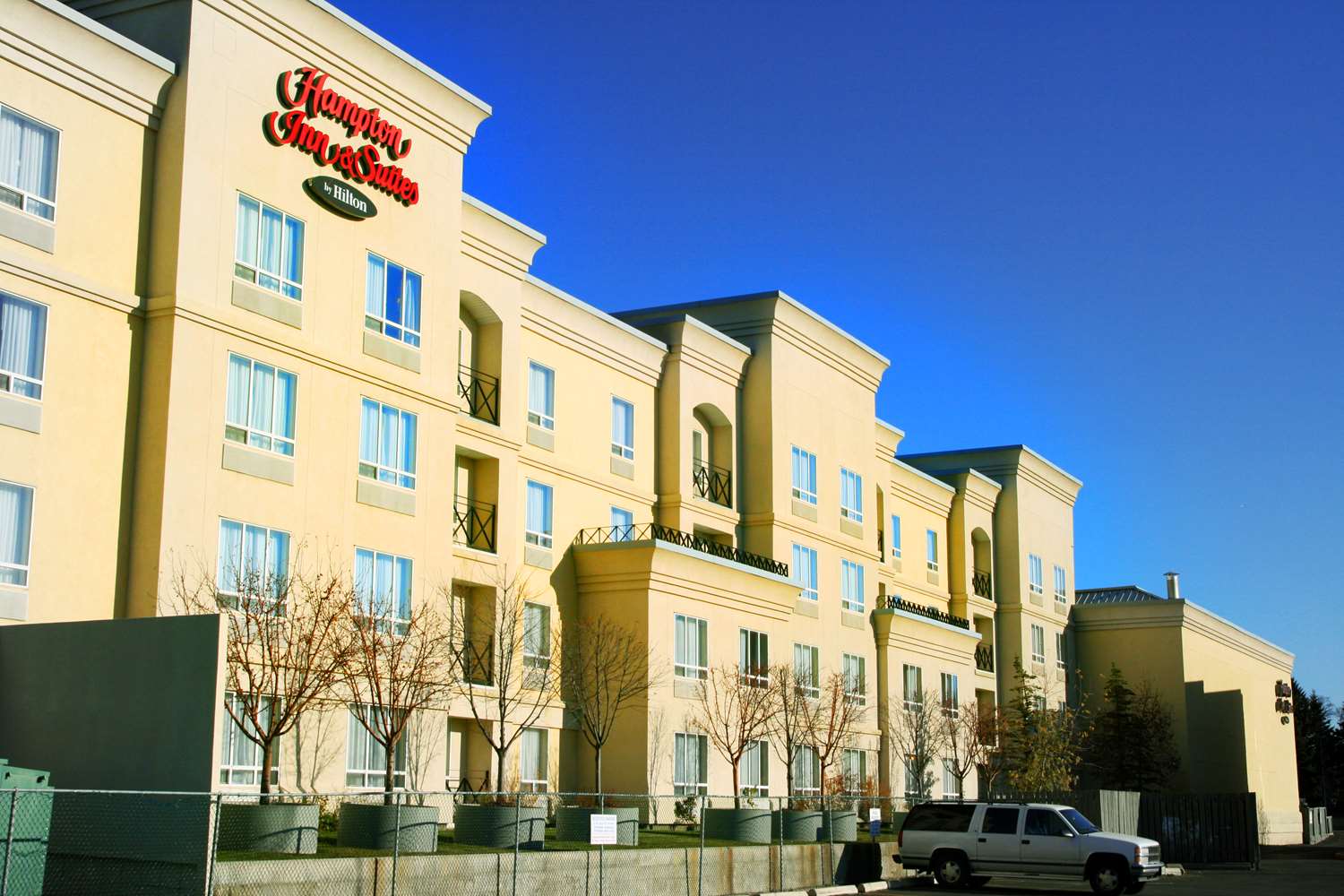 Hampton Inn & Suites by Hilton Calgary University NW 3