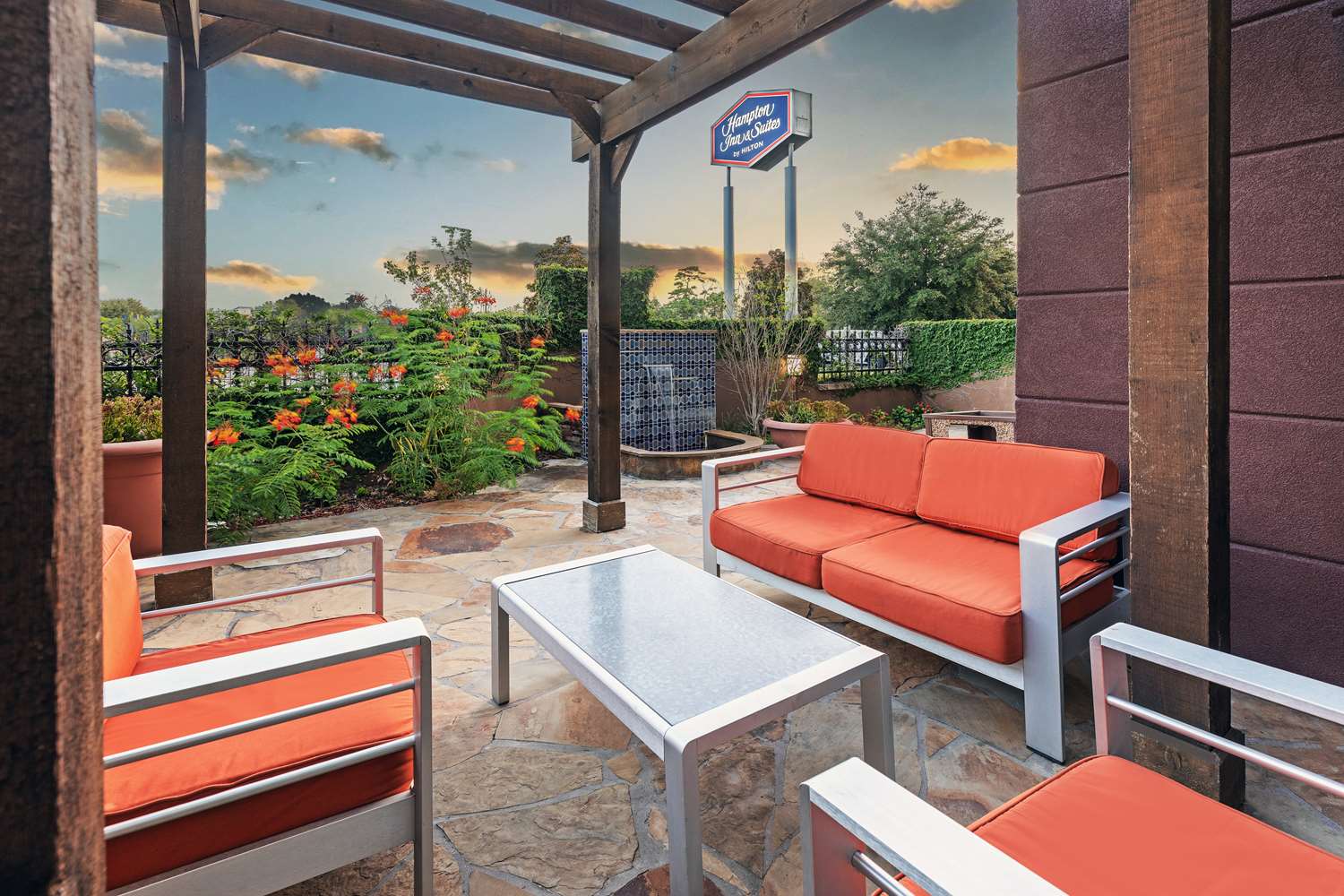 Hampton Inn & Suites Houston Heights I-10 2