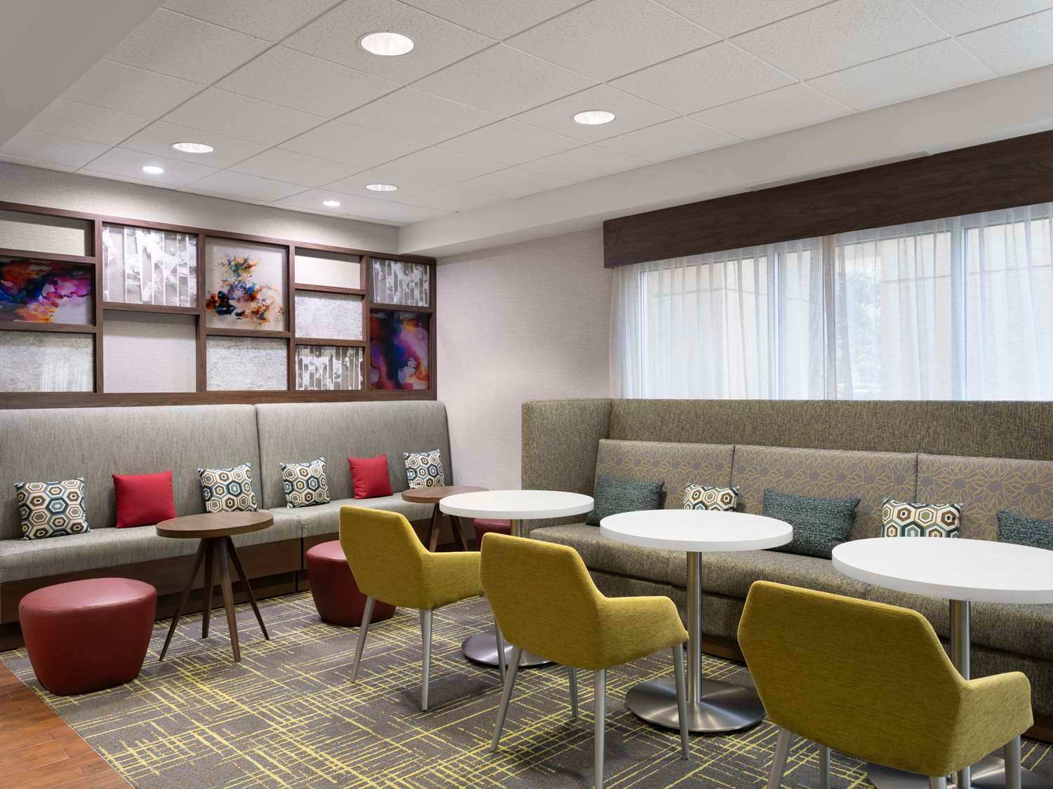 Hampton Inn Houston Near the Galleria 2