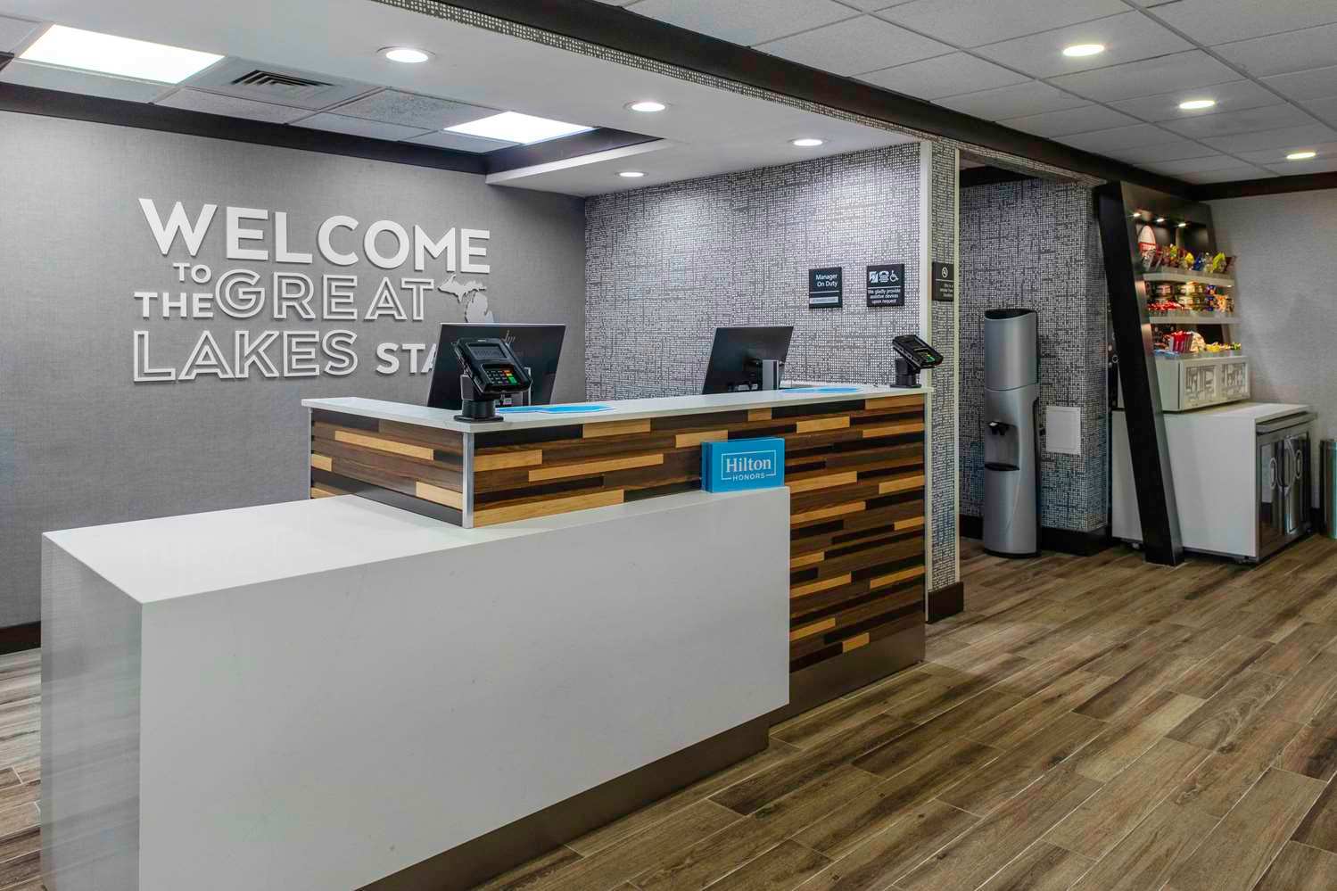 Hampton Inn Detroit/Northville 2