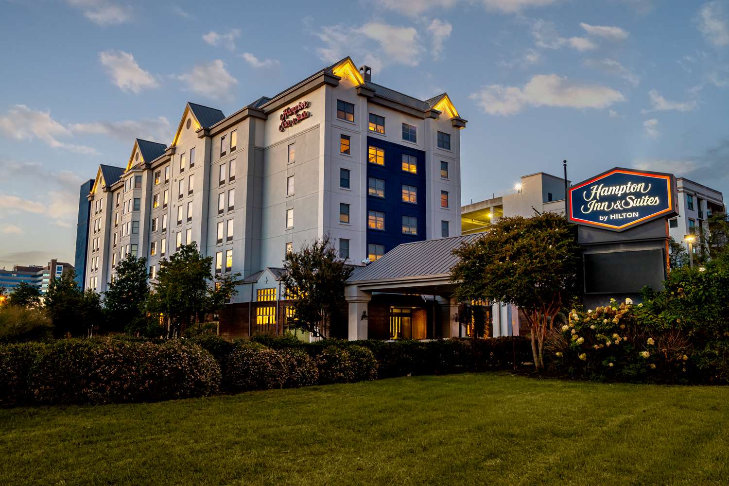 Hampton Inn & Suites Nashville-Vanderbilt-Elliston Place 3