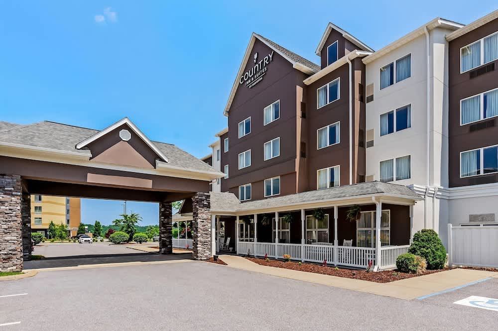 Country Inn & Suites by Radisson, Princeton, WV 1
