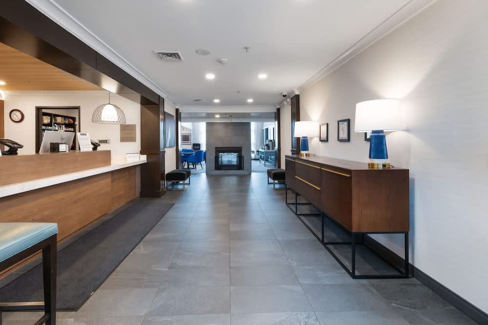 Staybridge Suites MADISON-EAST by IHG 2