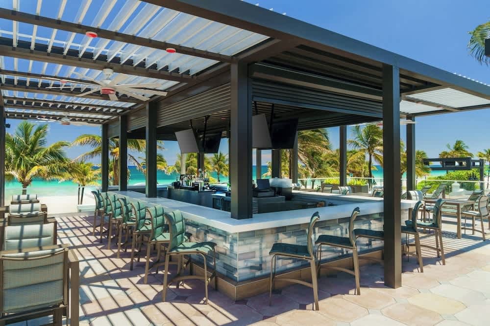 Courtyard by Marriott Oceanside Fort Lauderdale Beach 1