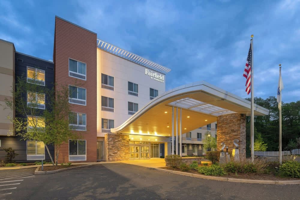 Fairfield Inn & Suites by Marriott Springfield Northampton/Amherst 1