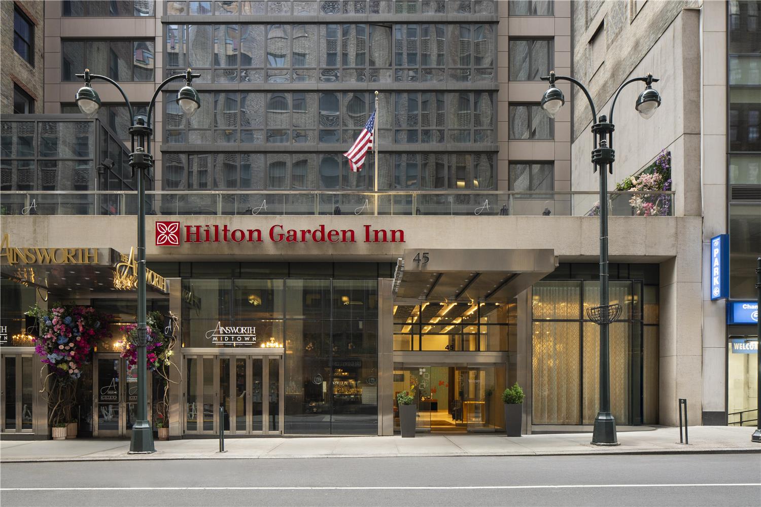 Hilton Garden Inn New York Mid-Town Park Avenue 5