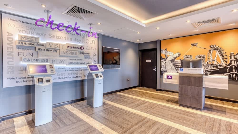 Premier Inn Bristol Parkway - M32 2