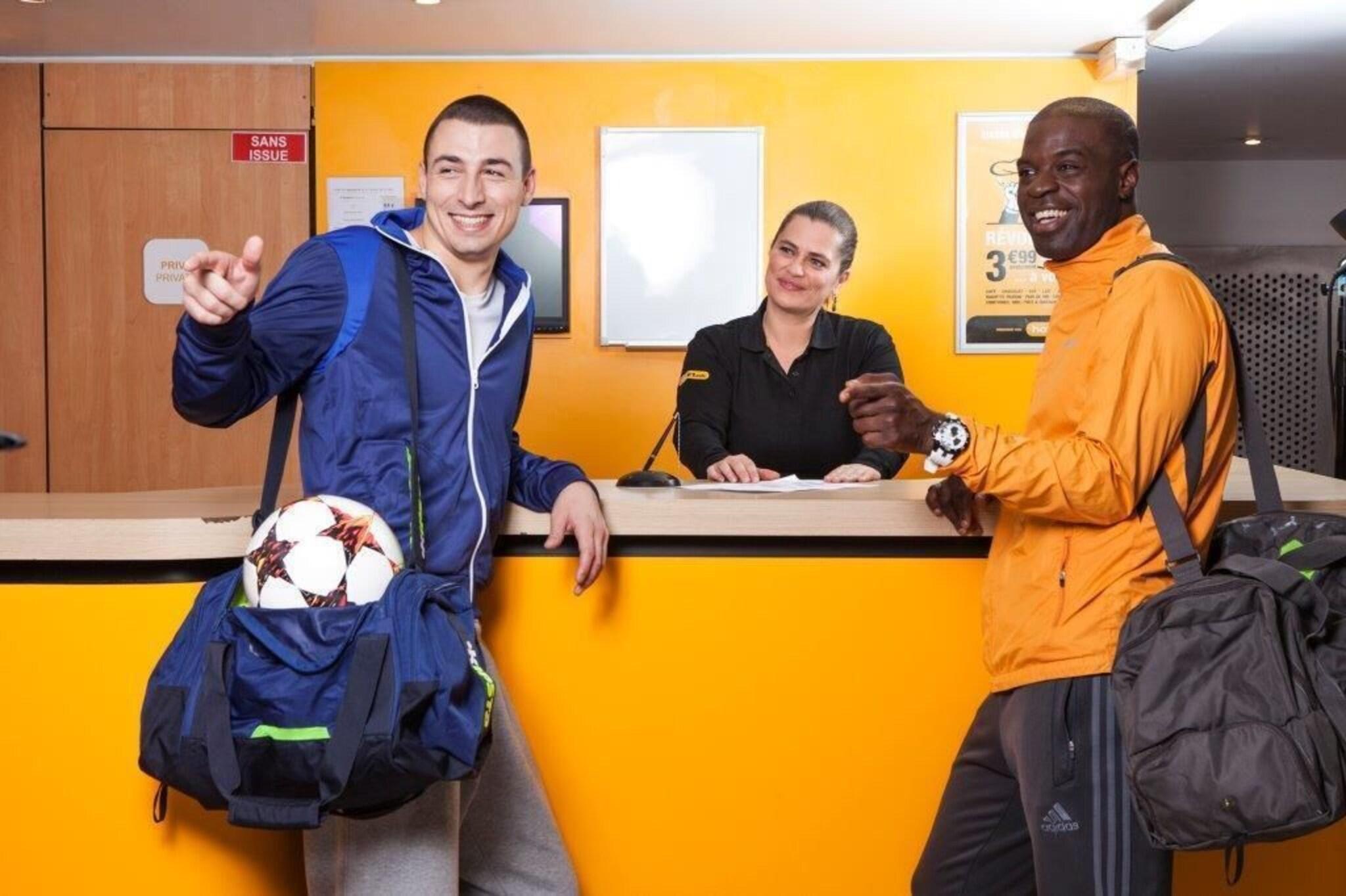 Unisotel Montauban EX F1 2