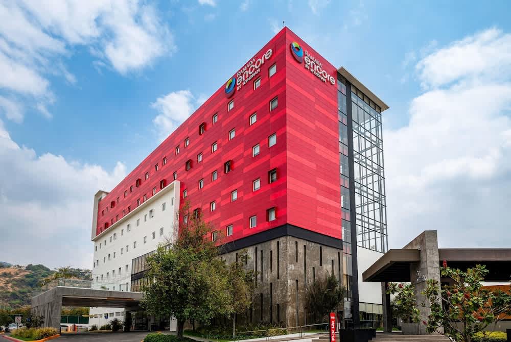 Ramada Encore by Wyndham Guadalajara Sur 1