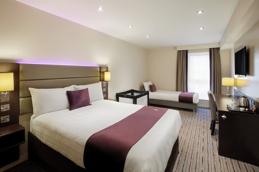 Premier Inn Luton - Airport 2