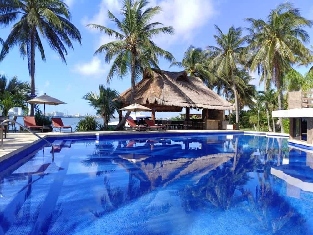 Sina Suites Cancun - Adults Only 1