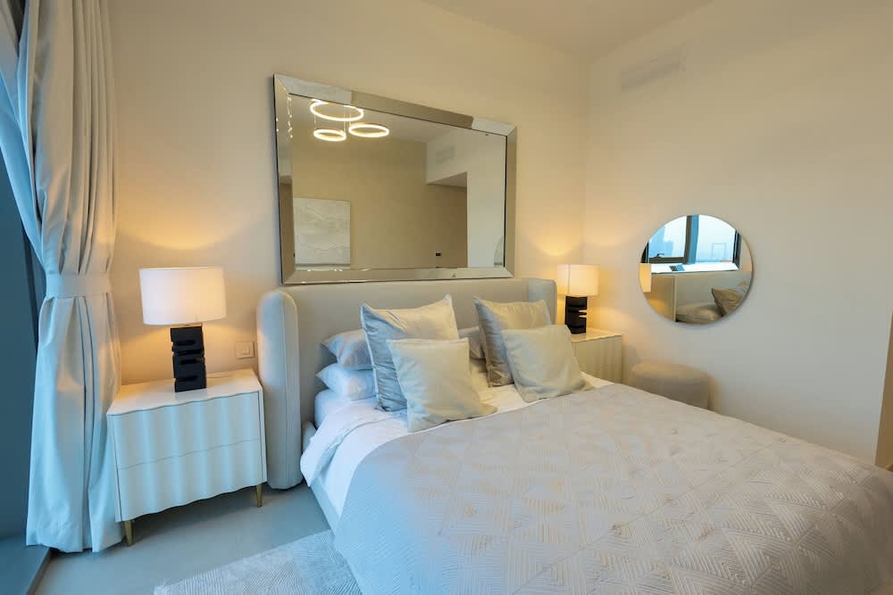 Maison Privee - Elegant Urban Stay Just Steps from Burj Khalifa 2