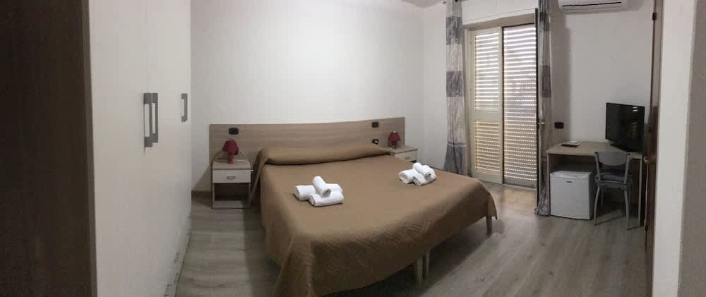 Raxul Room 2