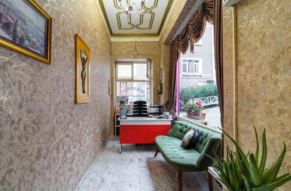 Alhambra Apart Hotel 2