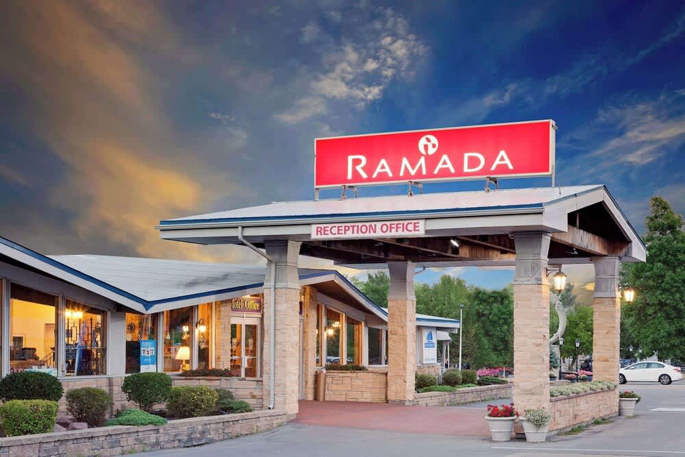 Ramada by Wyndham 1000 Islands Gananoque 1