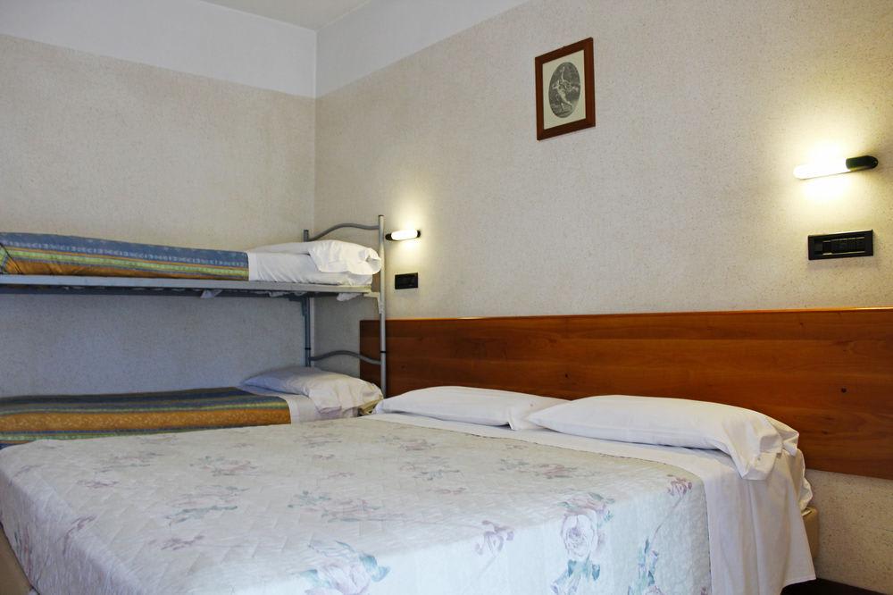 Hotel Saint Tropez 2