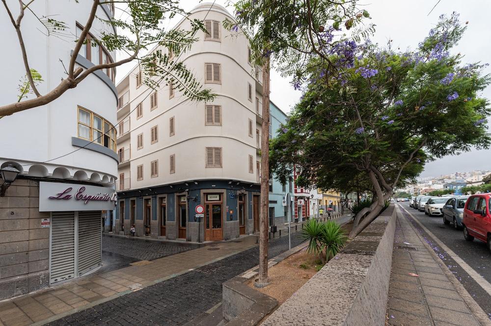 Vegueta Rooftop Suites by Airnest 1