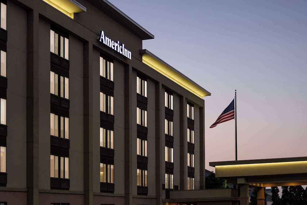 AmericInn by Wyndham Madison West 1
