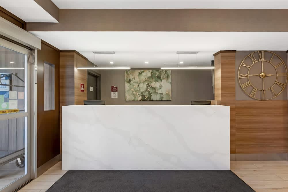 Quality Inn & Suites Oakville-Mississauga 2