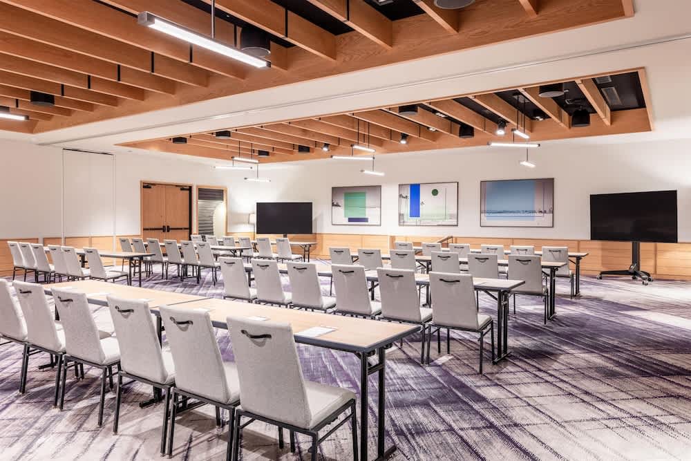 The Shay, a Destination by Hyatt 4