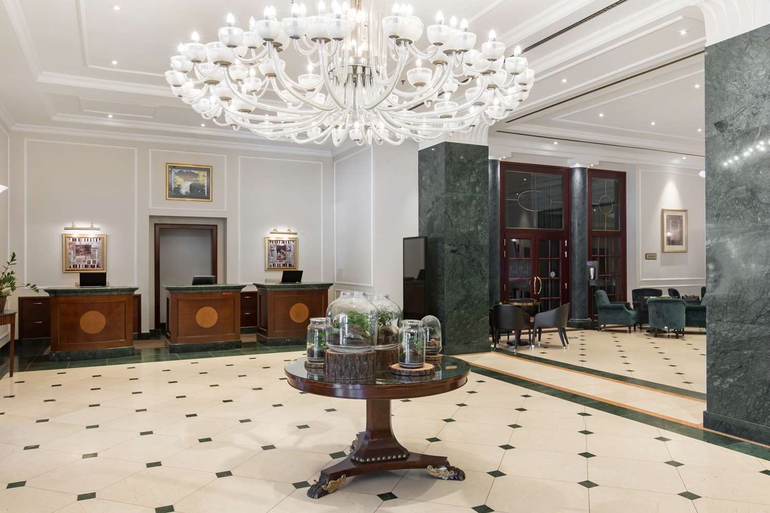 Radisson Blu Carlton Hotel, Bratislava 4