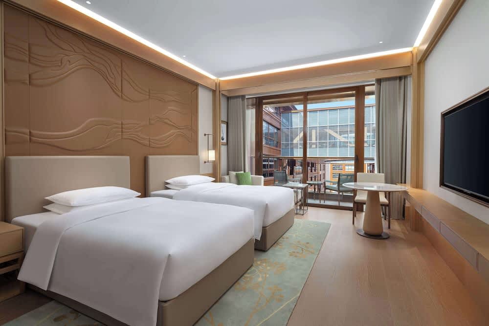 Wyndham Grand Xinchang Downtown 1