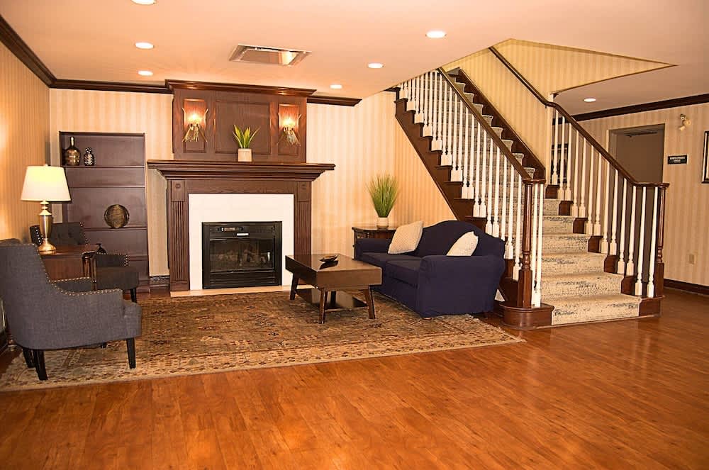 Staywell Inn & Suites 1