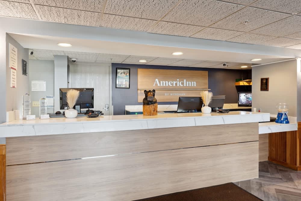 AmericInn by Wyndham Wisconsin Dells 2