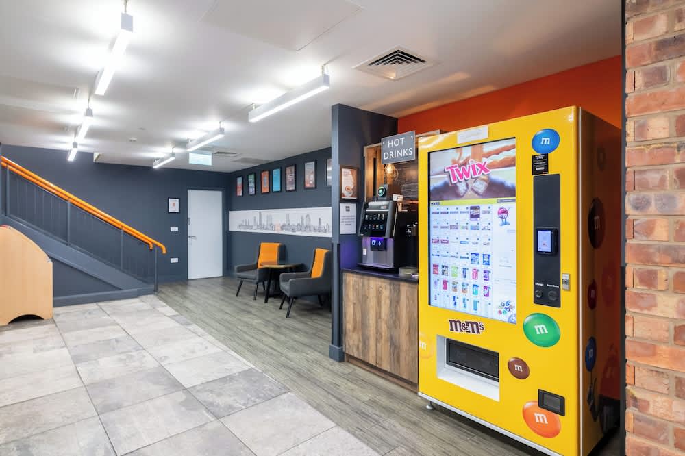 easyHotel Leeds 3
