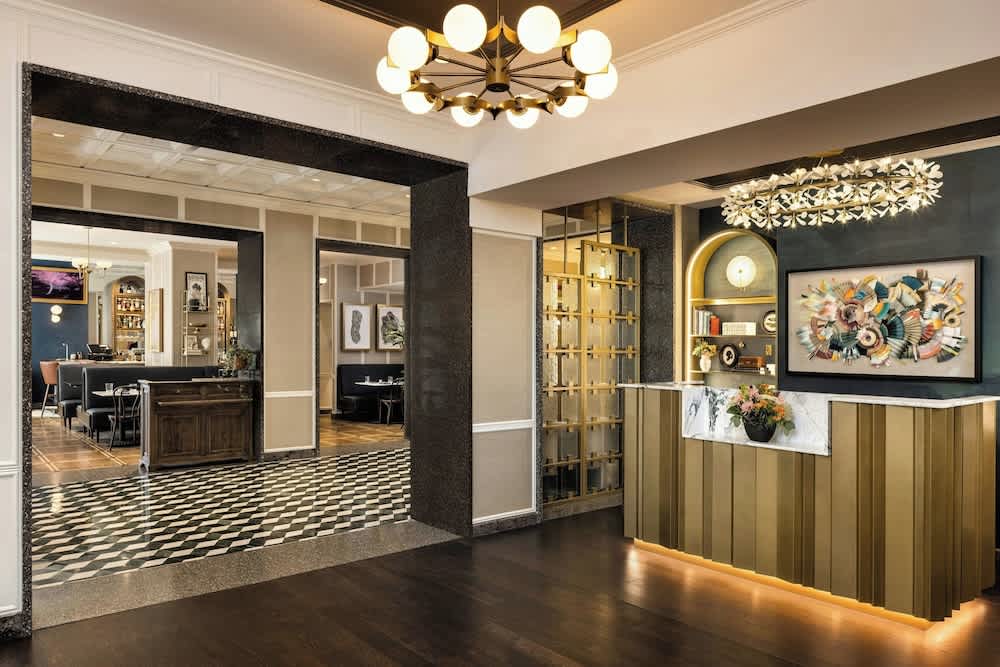 The Talbott, Autograph Collection 1