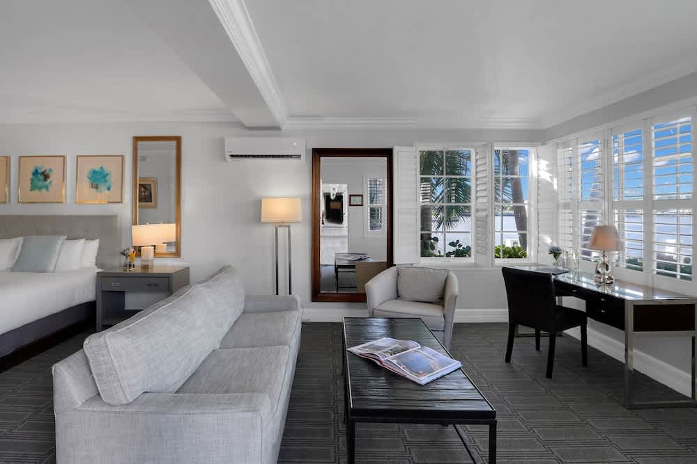 The Pillars Hotel & Club 3