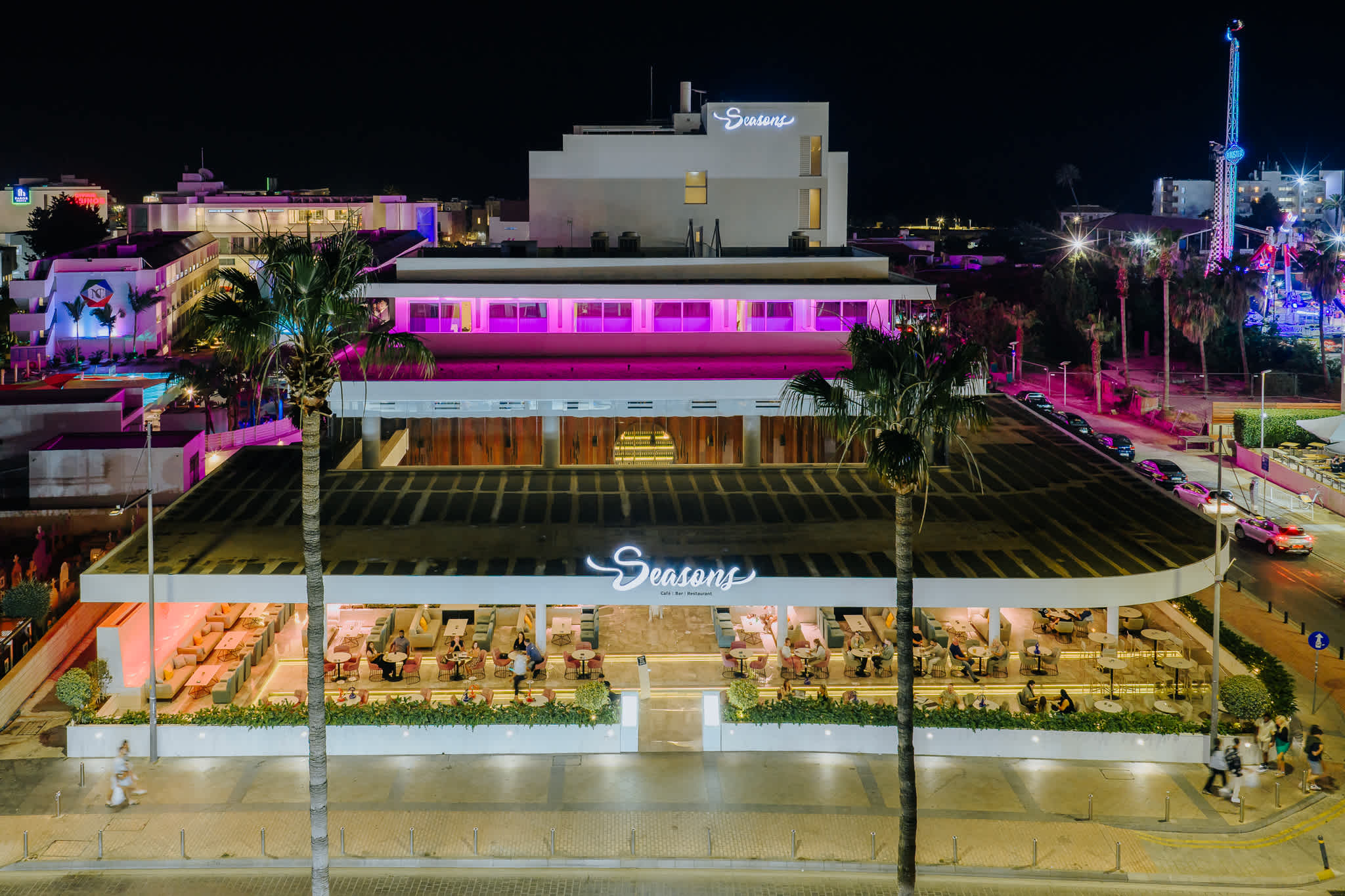 Seasons Hotel (Adults Only) 3