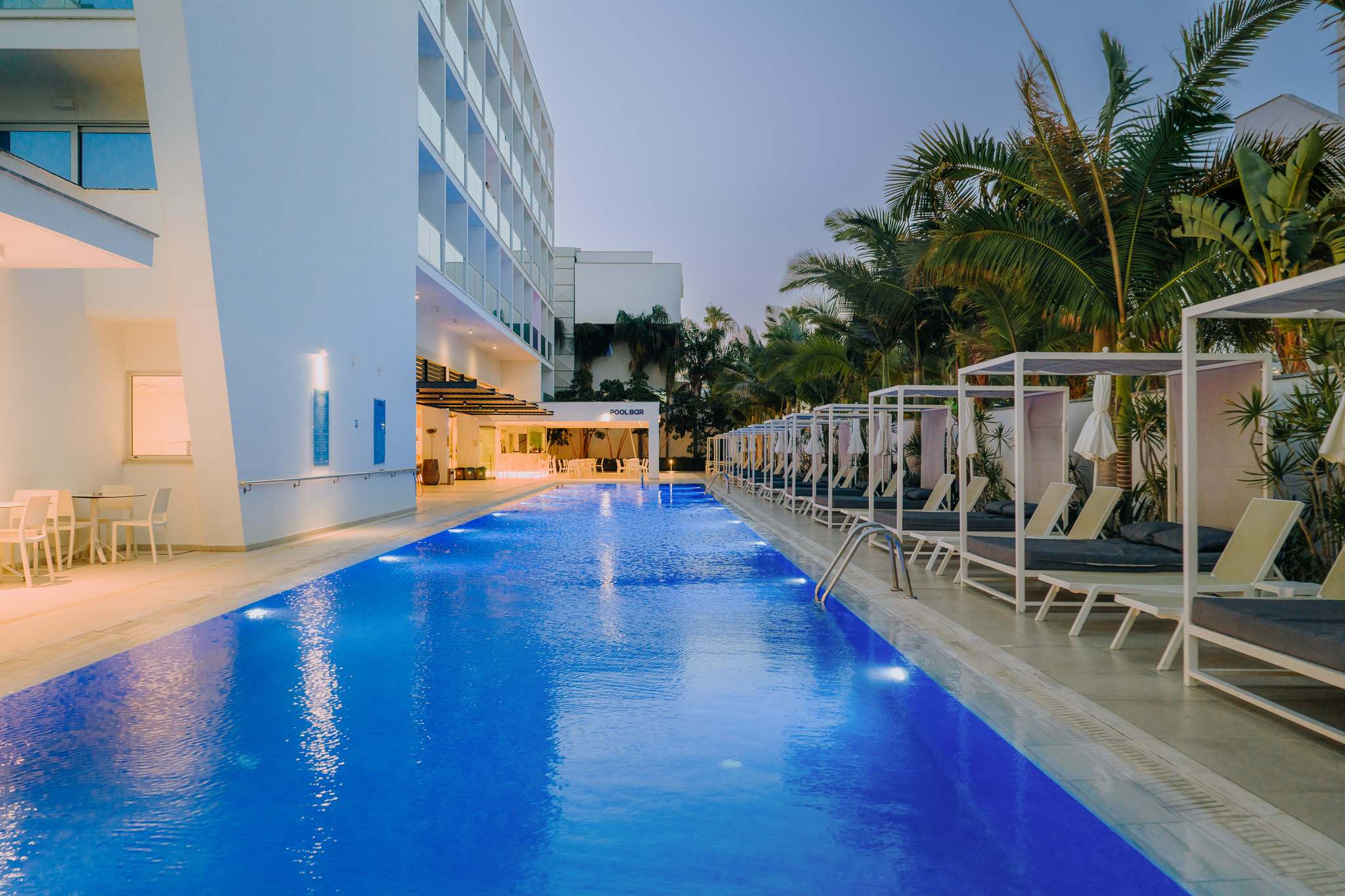 Seasons Hotel (Adults Only) 2