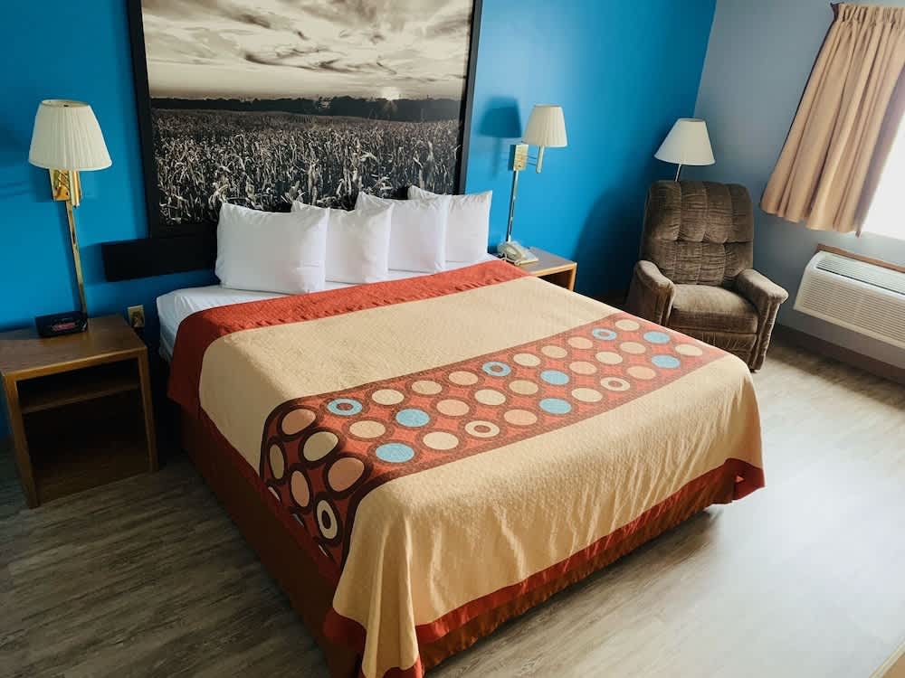 Super Star Inn & Suite Lincoln Crete 3