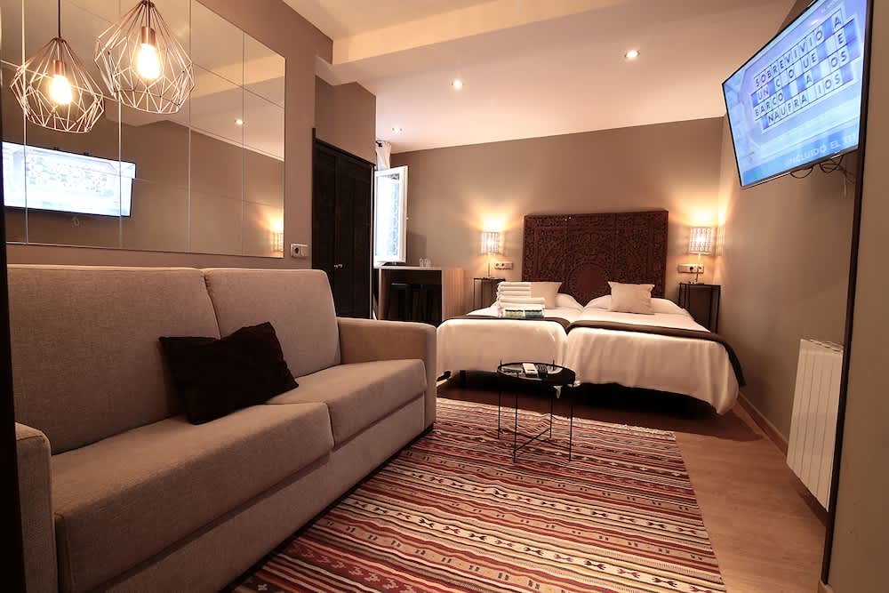 AbraCadabra Suites 1