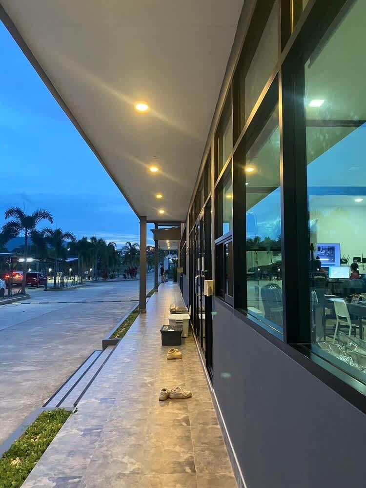 Penthouse Apartments 2