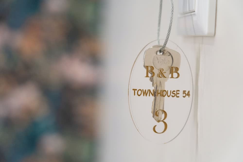 Town House 54 1