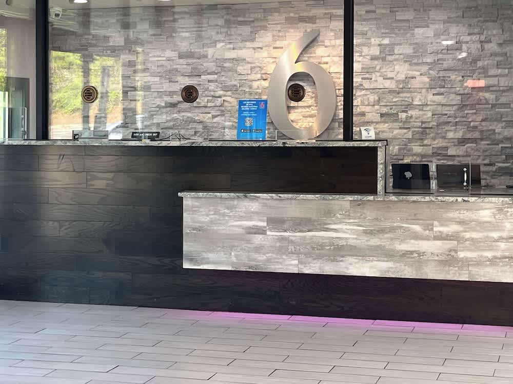 Motel 6 Raleigh, NC – Downtown South 4