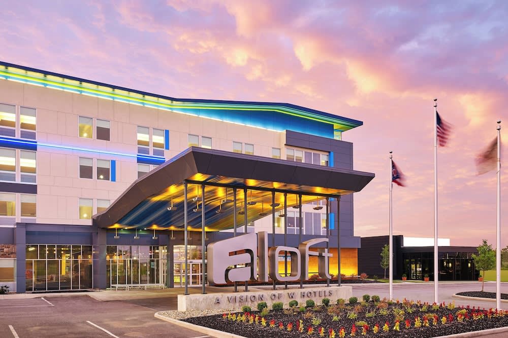 Aloft Beachwood 1