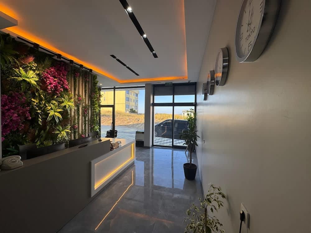 Fourpoints Airport Hotel 2